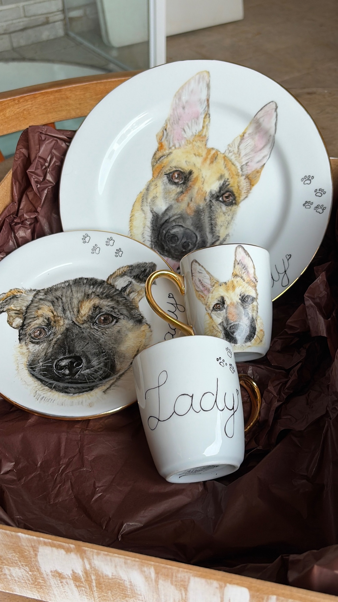 Eternize seu cachorro em uma porcelana pintada à mão